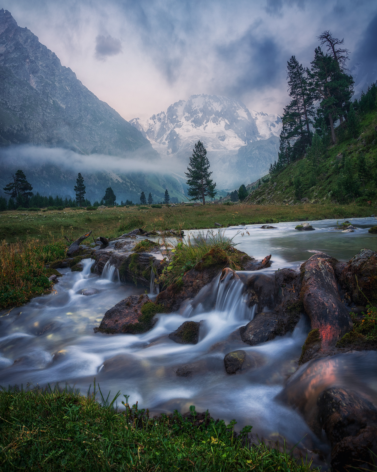Закат в ущелье Адыр–Су