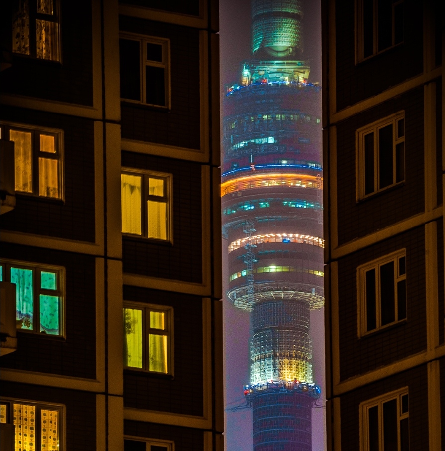 Ты спряталась, а я тебя нашёл!